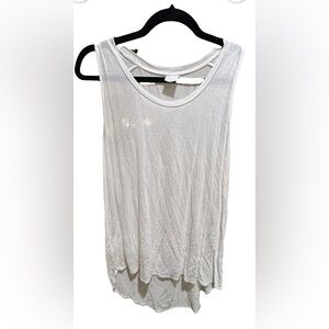 Tresics White Tank Top